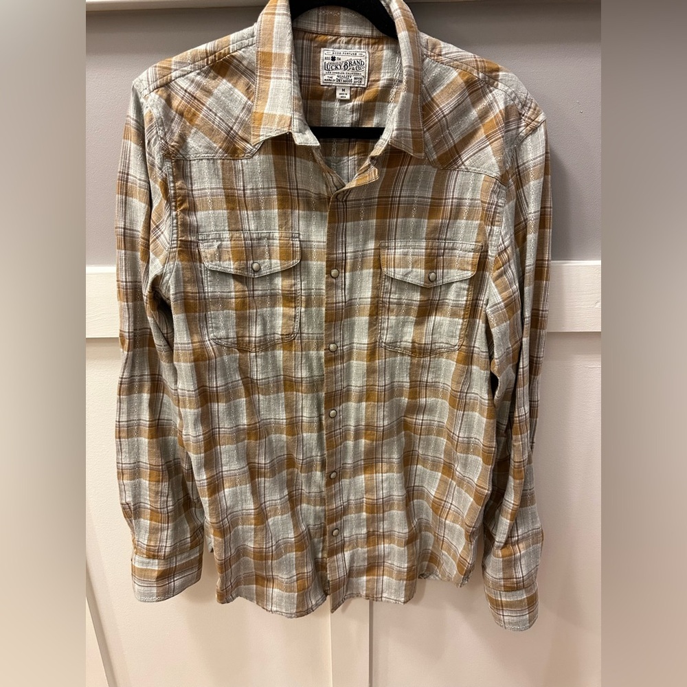 Men’s size M Lucky Brand button down brown plaid shirt